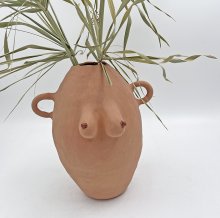 VASE LTT