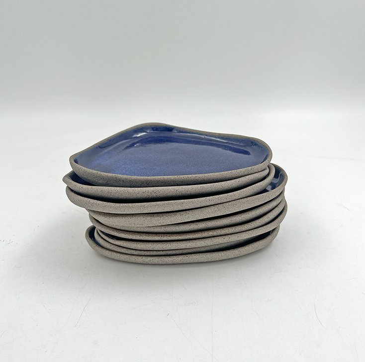 Triangle dessert plate STDBL