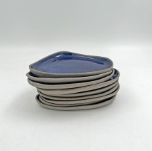 Triangle dessert plate STDBL