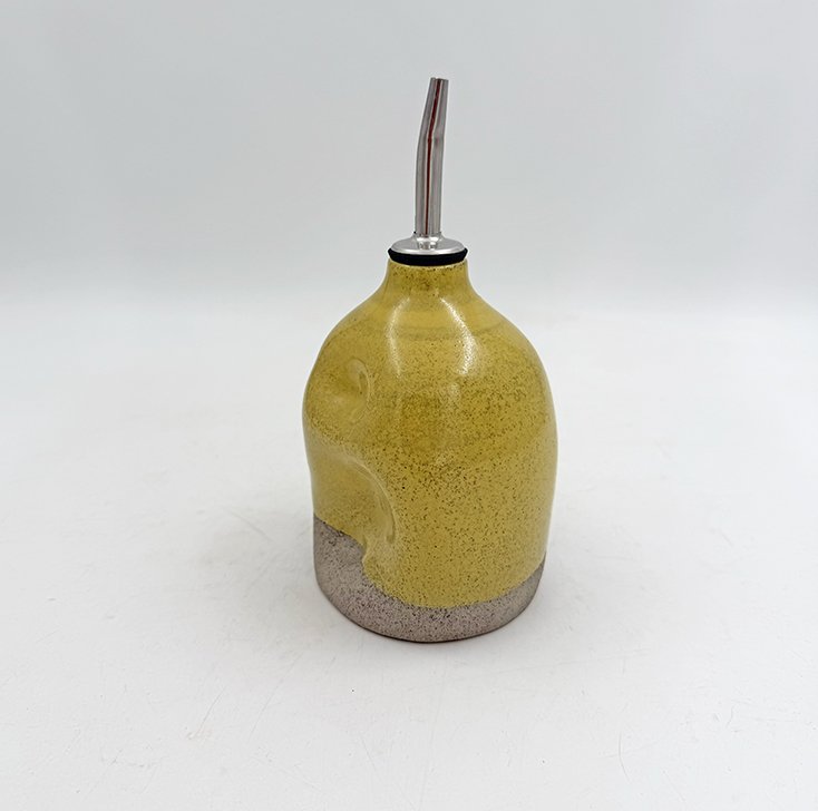 Olive oil bottle STWY